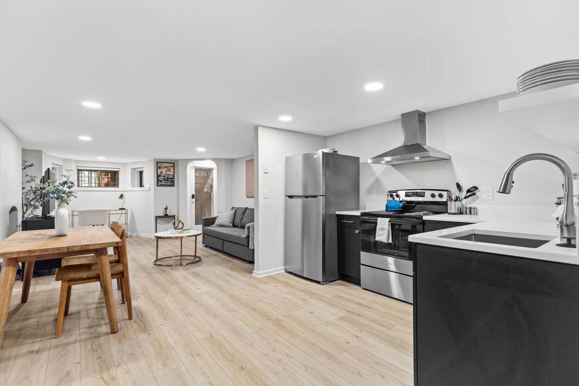 Spacious Nw Apt Steps To 14Th Street Corridor Washington Exterior foto