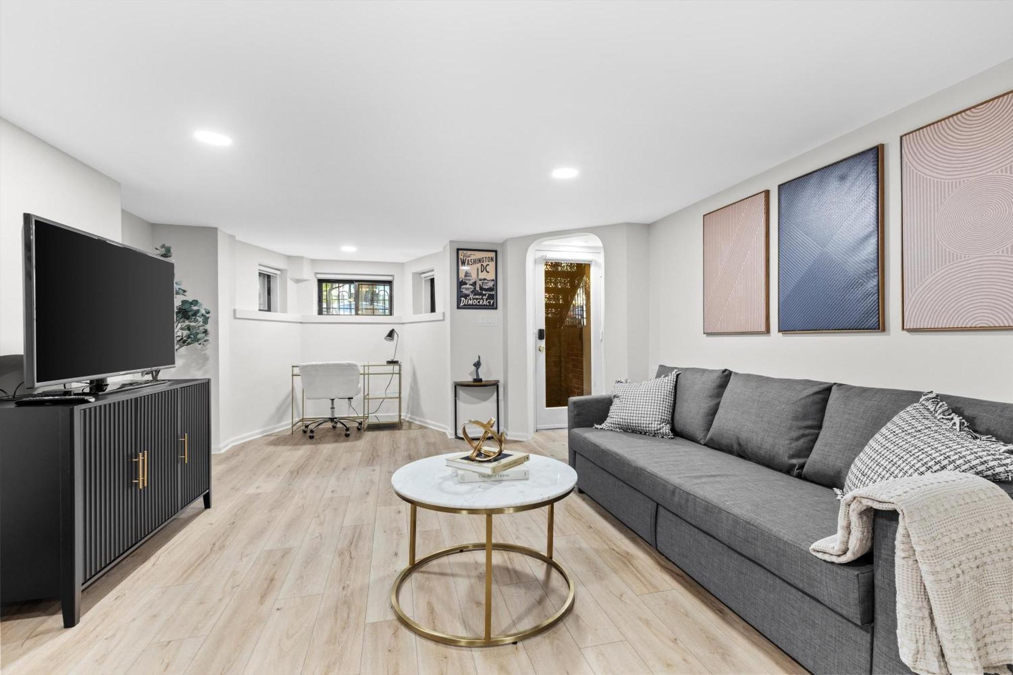 Spacious Nw Apt Steps To 14Th Street Corridor Washington Exterior foto